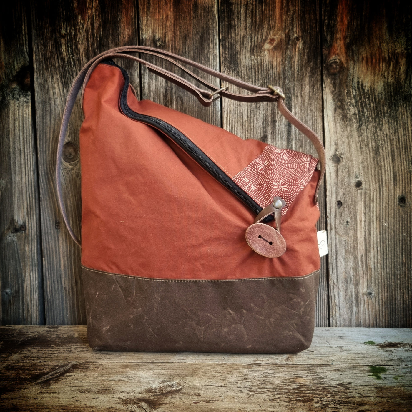 Mora borsa a tracolla cerata ruggine