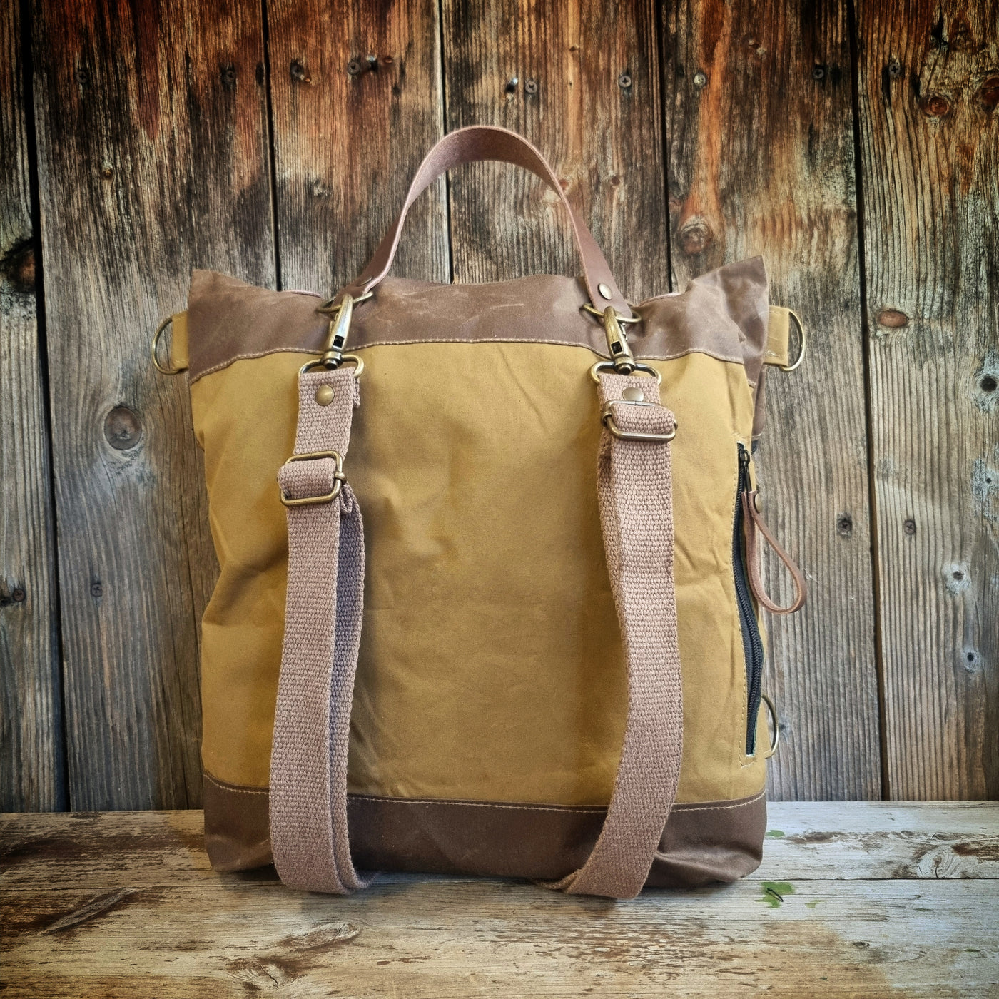 Noce zaino borsa trasformabile cerato oliva