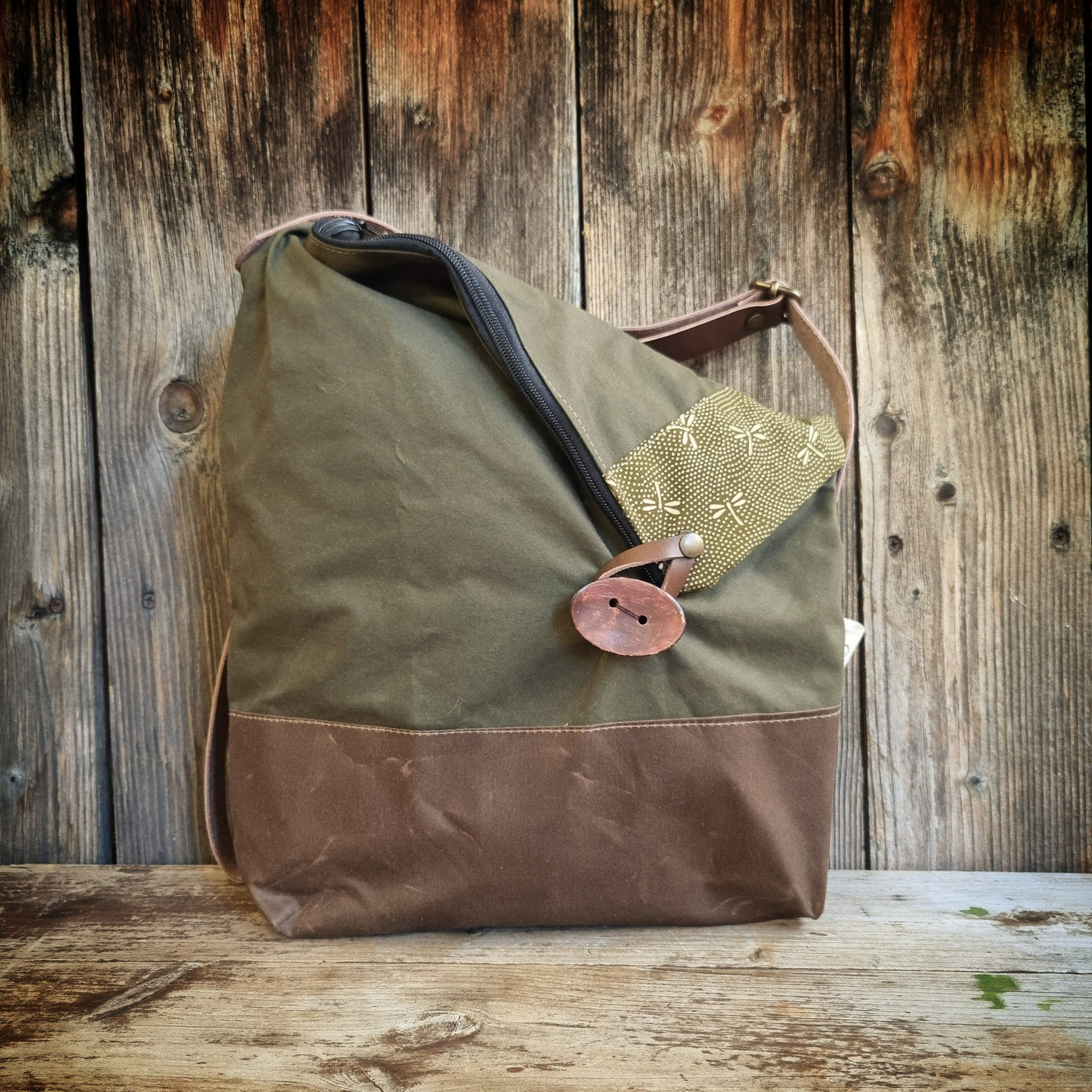 Mora borsa a tracolla cerata kaki