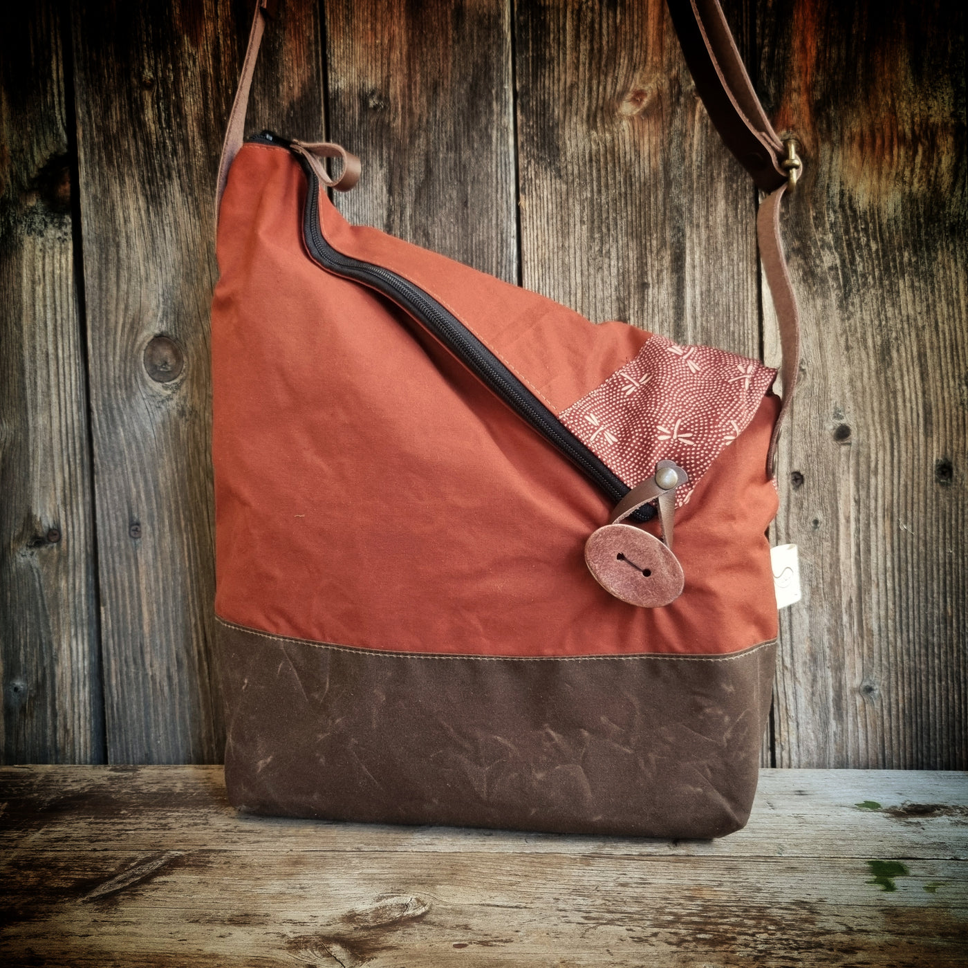 Mora borsa a tracolla cerata ruggine